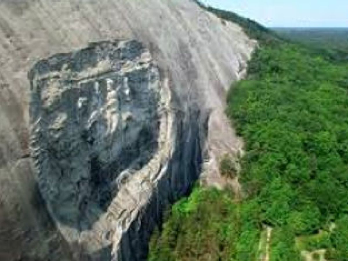 a view of the side of a mountain